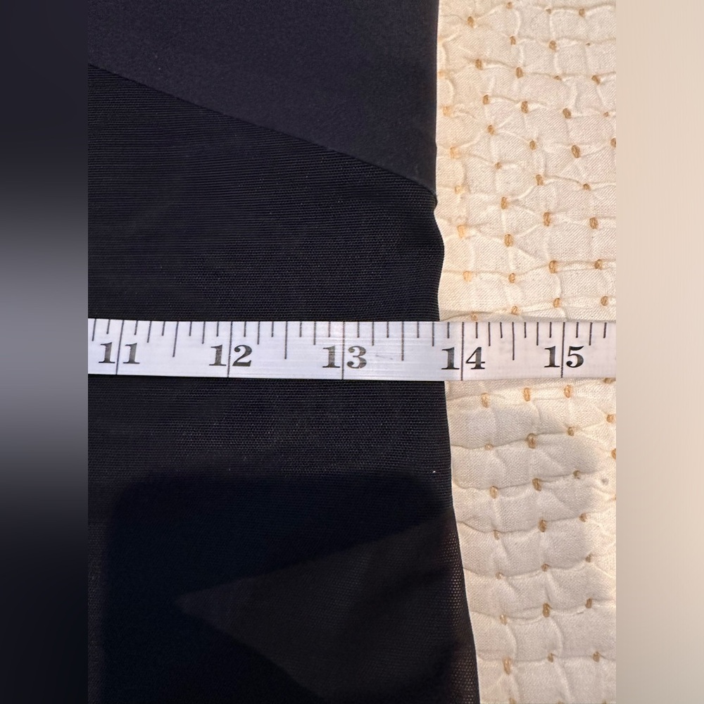 Honeylove Mid-Thigh Bodysuit - Picture 4 of 7
